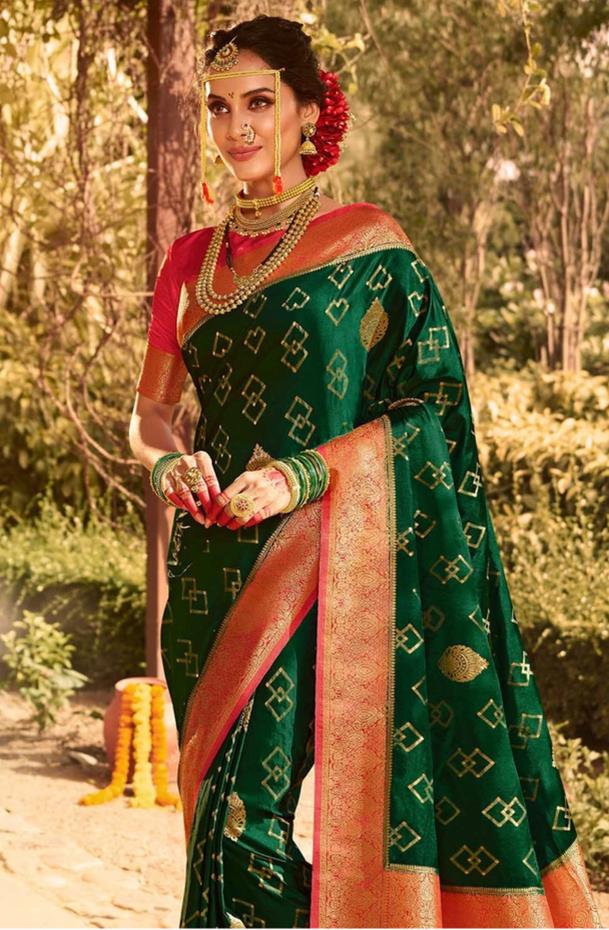 Dazzling Green Soft Banarasi Silk Saree With Girlish Blouse Piece