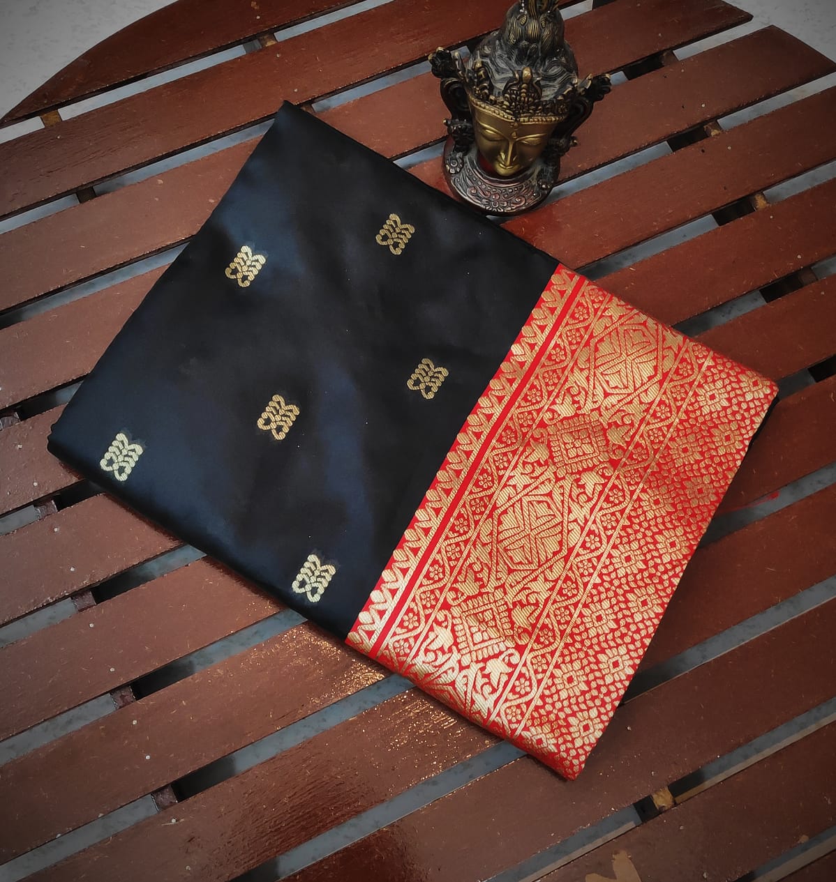 Outstanding Black Soft Banarasi Silk Saree With Lovely Blouse Piece