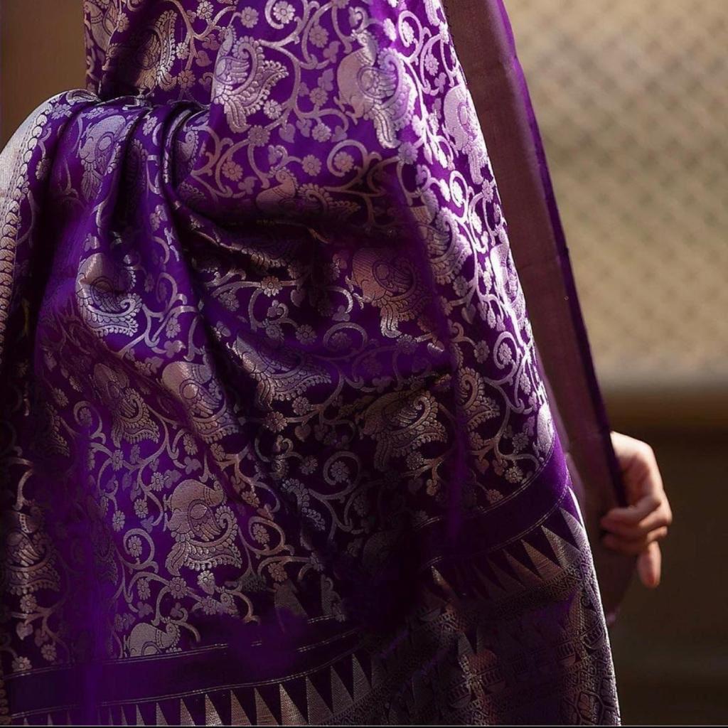Violet Purple And Silver Zari Woven Kanjivaram Saree With Blouse